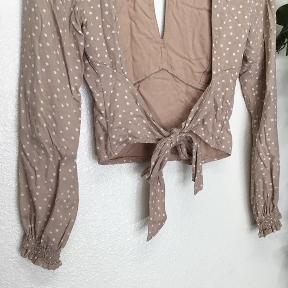 Abercrombie & Fitch Brown Polka Dot Top - Picture 7 of 9